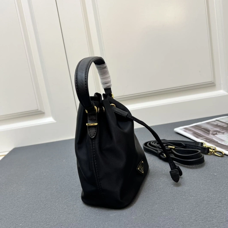 Practical Prxdx Bucket Bags 59076