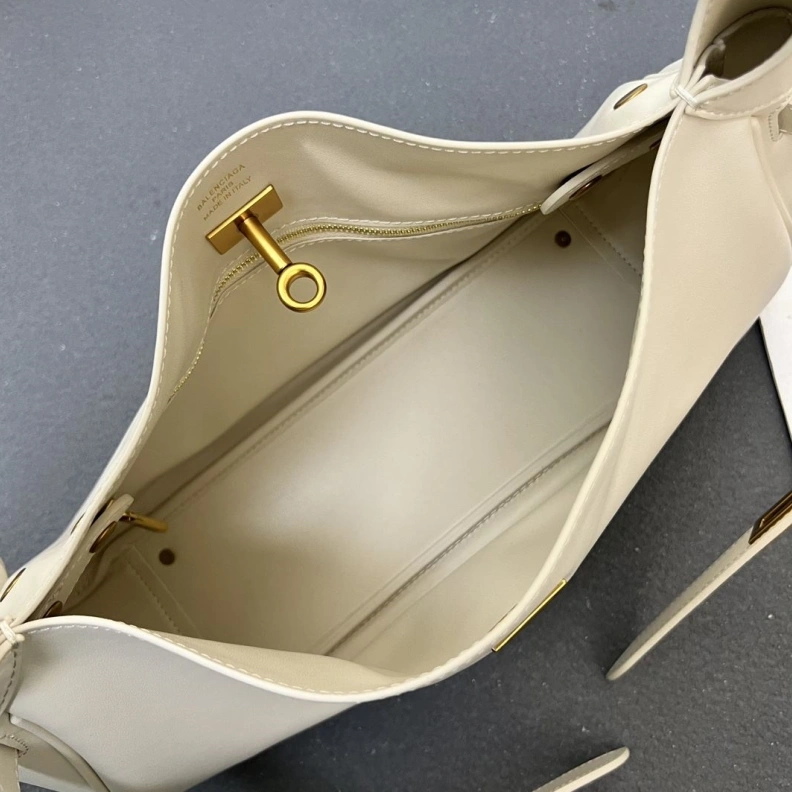 Sleek Bxlxnciaga Top Handle Bags 78636