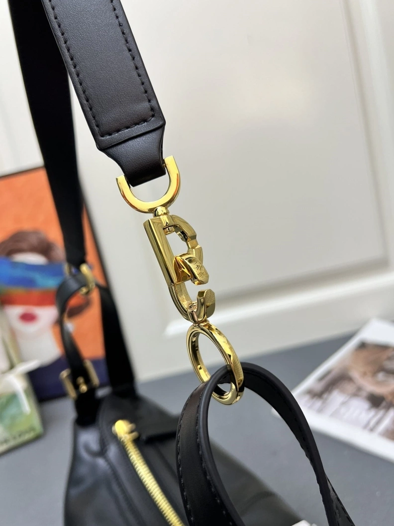 SportInspired Dxxr Top Handle Bags 61486