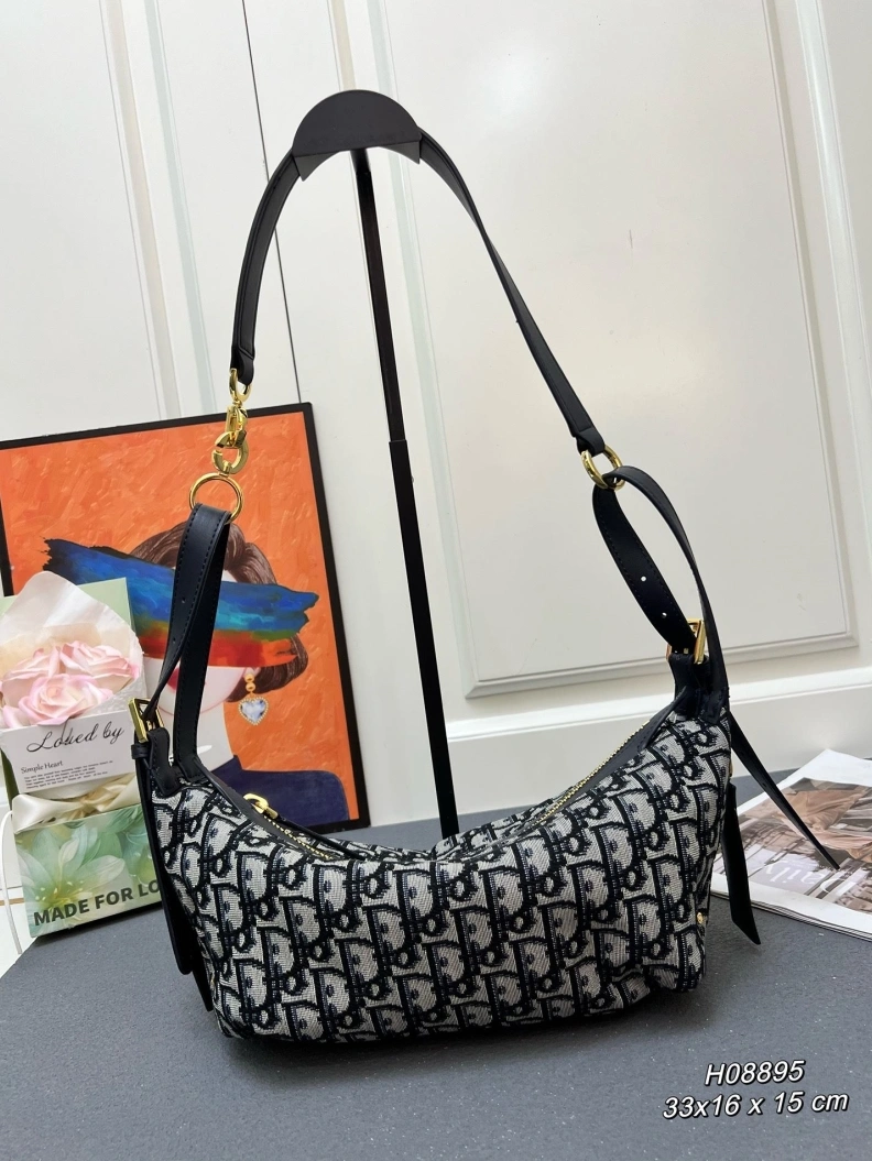 Cozy Dxxr Top Handle Bags 61479