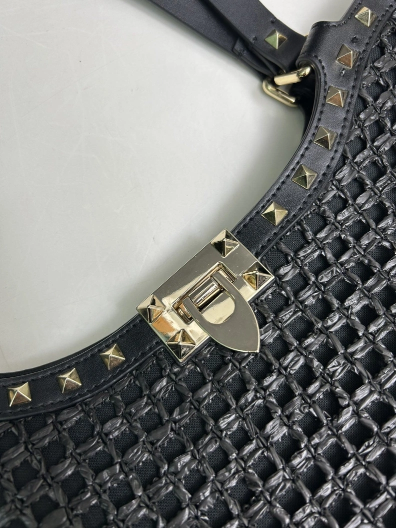 Resilient Vxlxntino Shopping Bags 76712