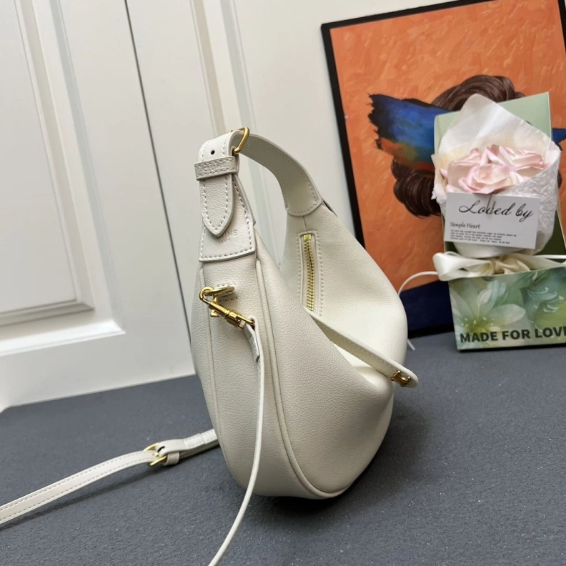 Refined Cxlxne Top Handle Bags 78273