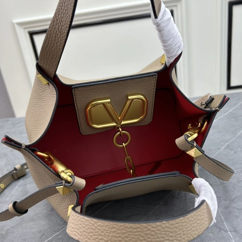 Sleek Vxlxntino Shopping Bags 76678