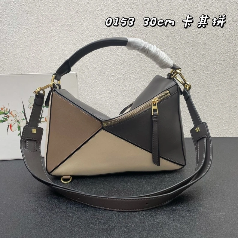 Bold Lxxwe Handle Bags 77723