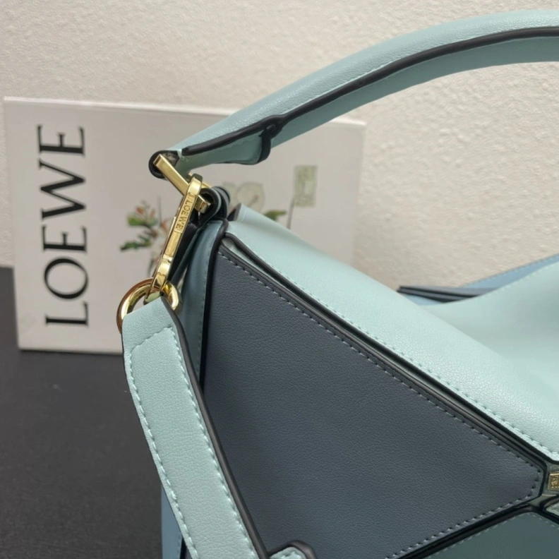 Fashionable Lxxwe Handle Bags 77725