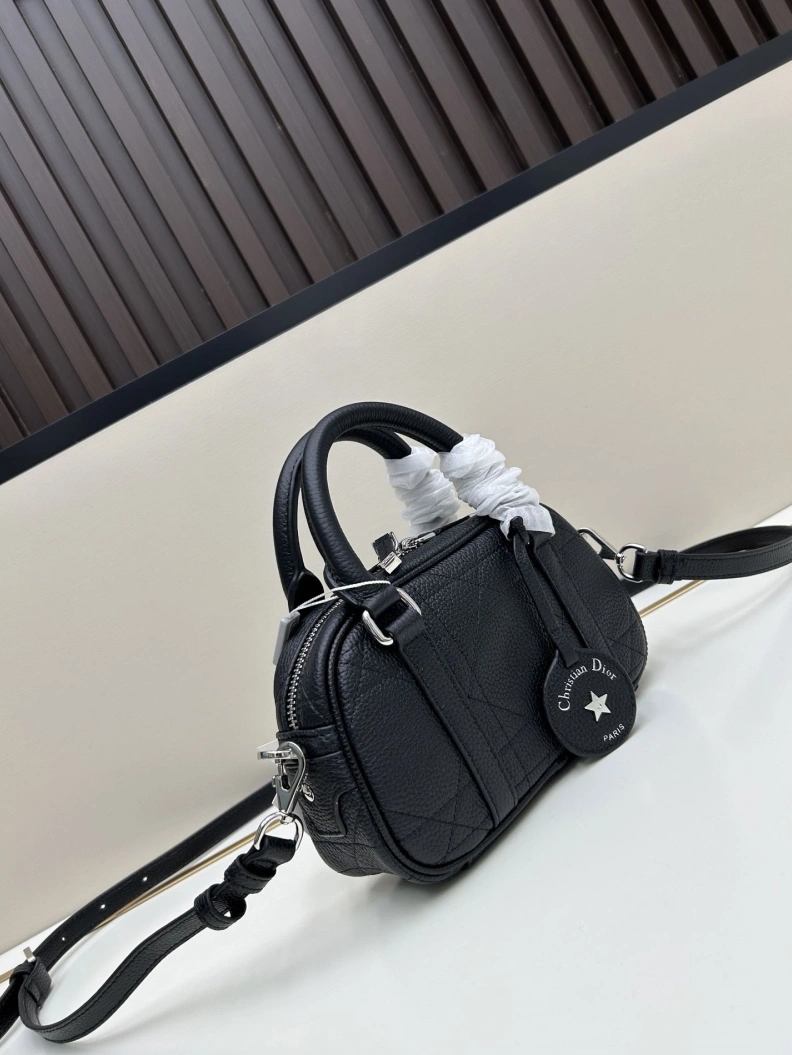 Versatile Dxxr Top Handle Bags 61506
