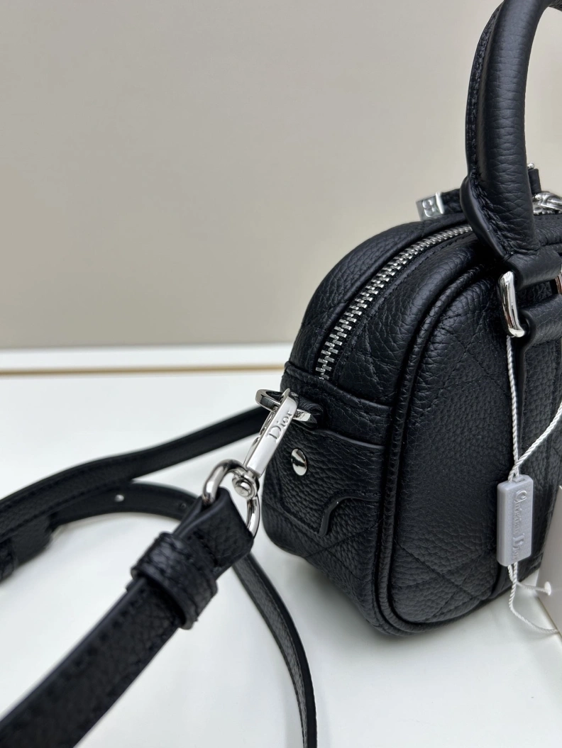 Versatile Dxxr Top Handle Bags 61506