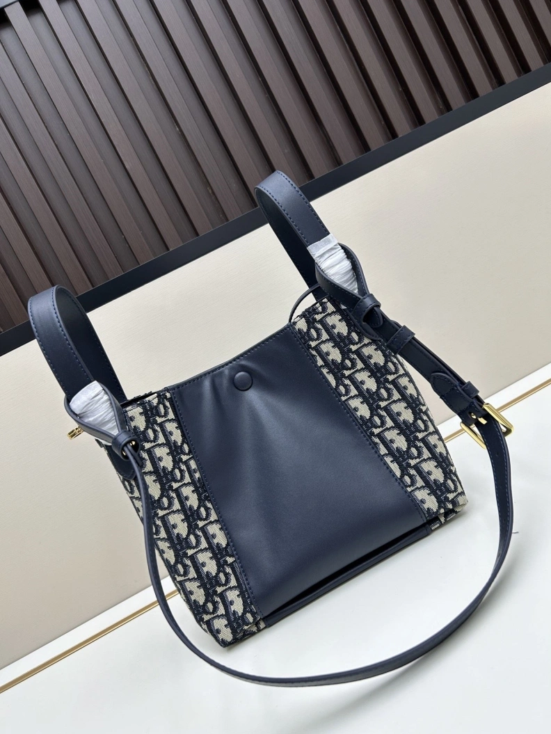 Dxxr Top Handle Bags GoAnywhere 61492