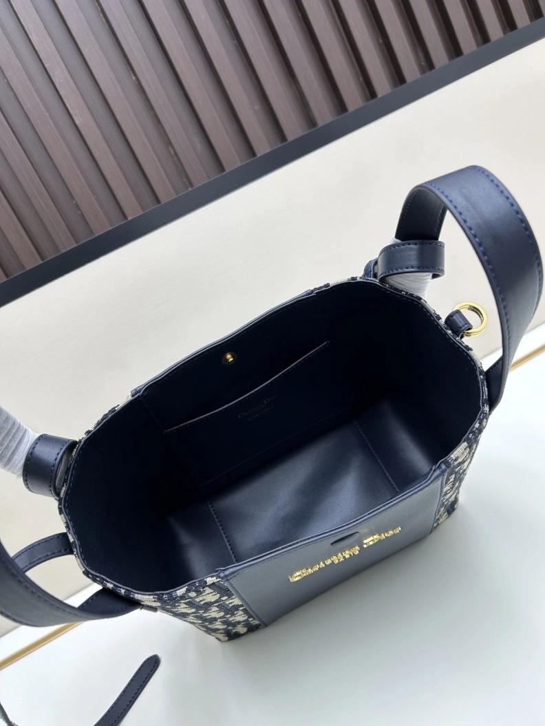 Dxxr Top Handle Bags GoAnywhere 61492