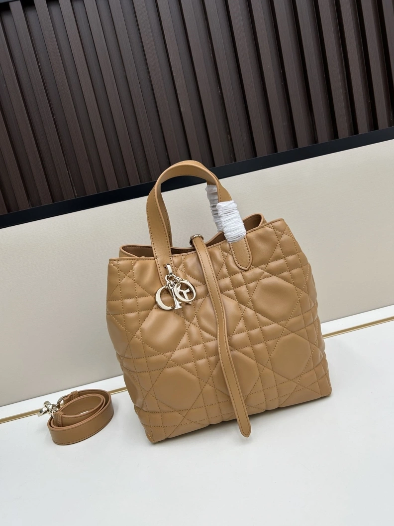 DailyWear Dxxr Shopping Bags 61566