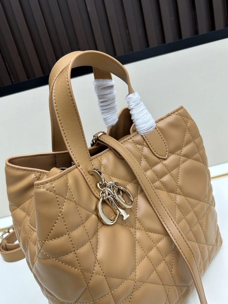 DailyWear Dxxr Shopping Bags 61566