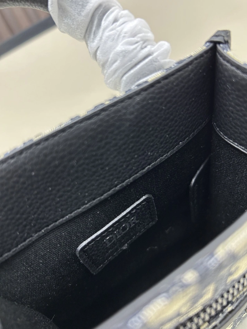 Minimalist Dxxr Top Handle Bags 61490