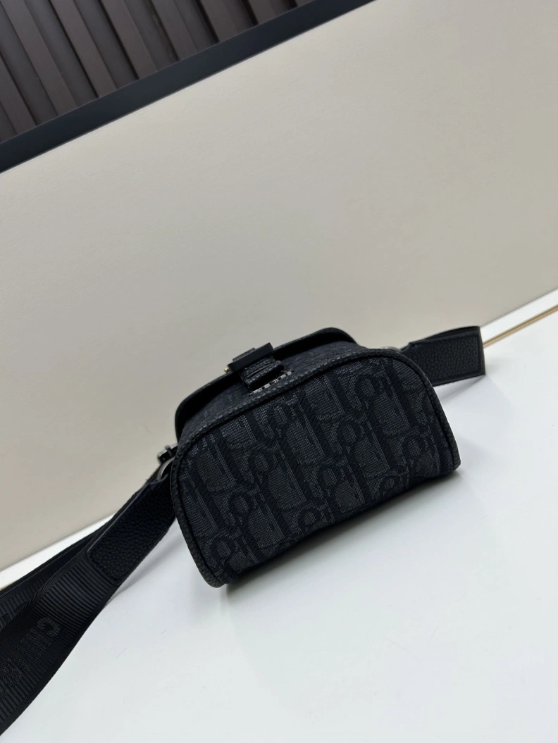 Vibrant Dxxr Satchel bags 61654
