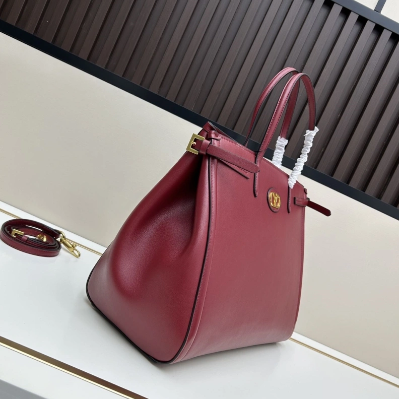 AllSeason Vxlxntino Handle Bags 77117