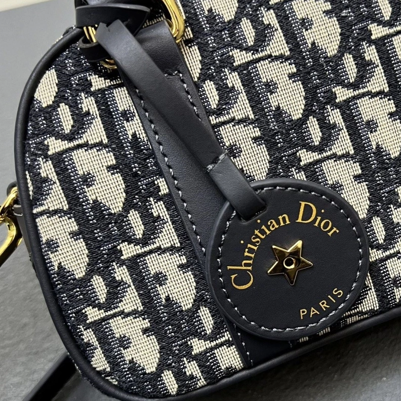 Unique Dxxr Top Handle Bags 61495