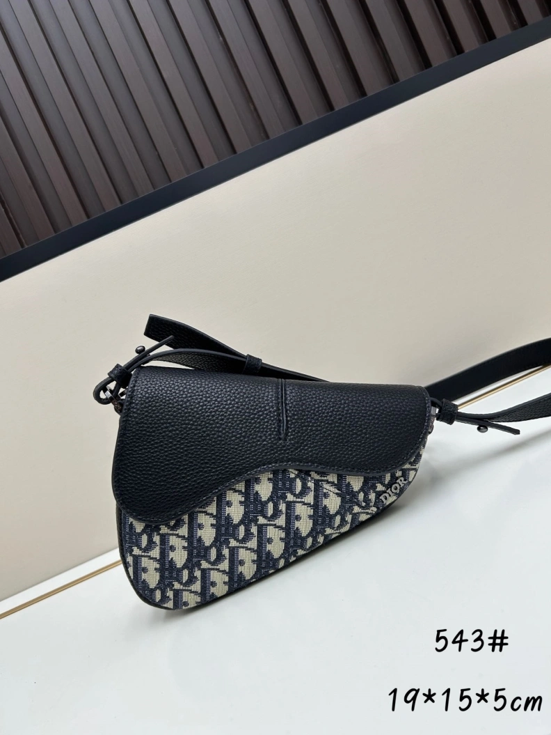 Reliable Dxxr Saddle Bags 61732