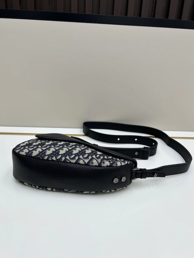 Reliable Dxxr Saddle Bags 61732