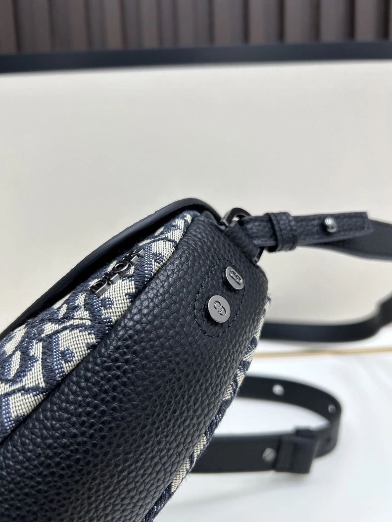 Reliable Dxxr Saddle Bags 61732