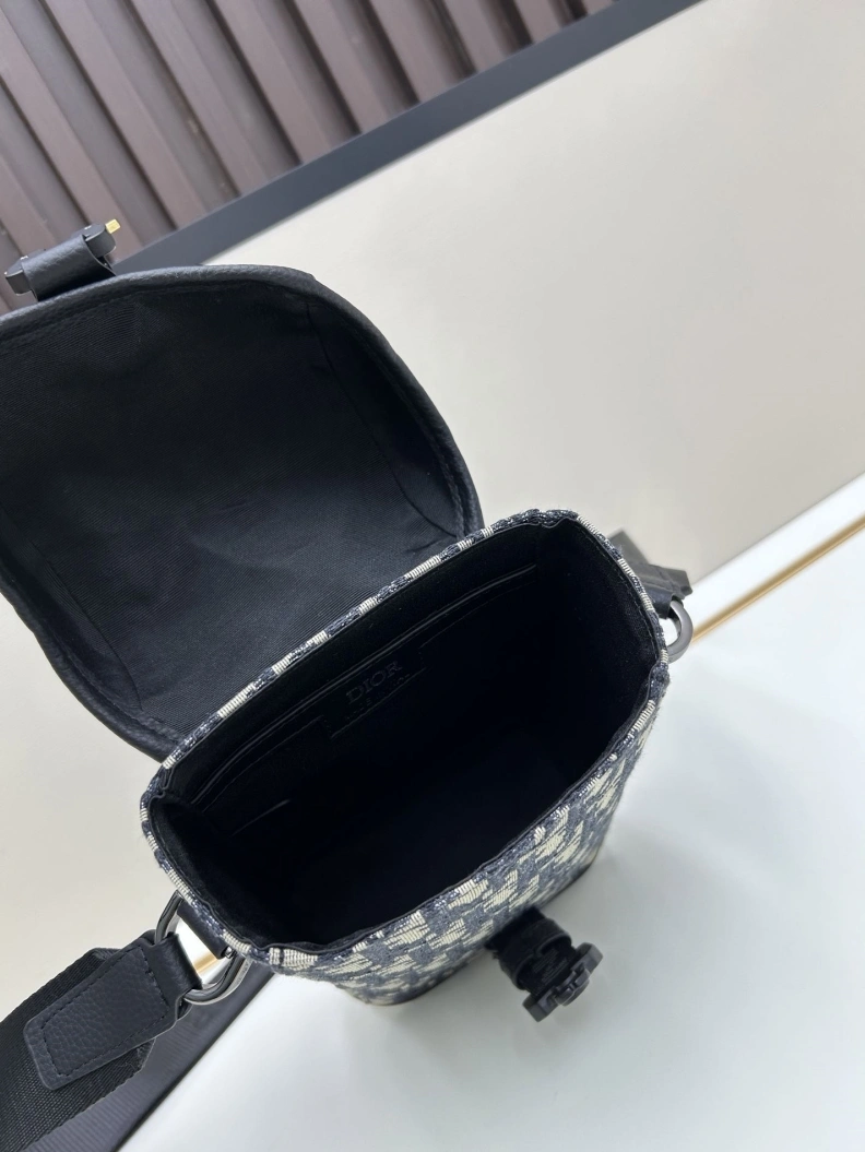 Durable Dxxr Satchel bags 61642
