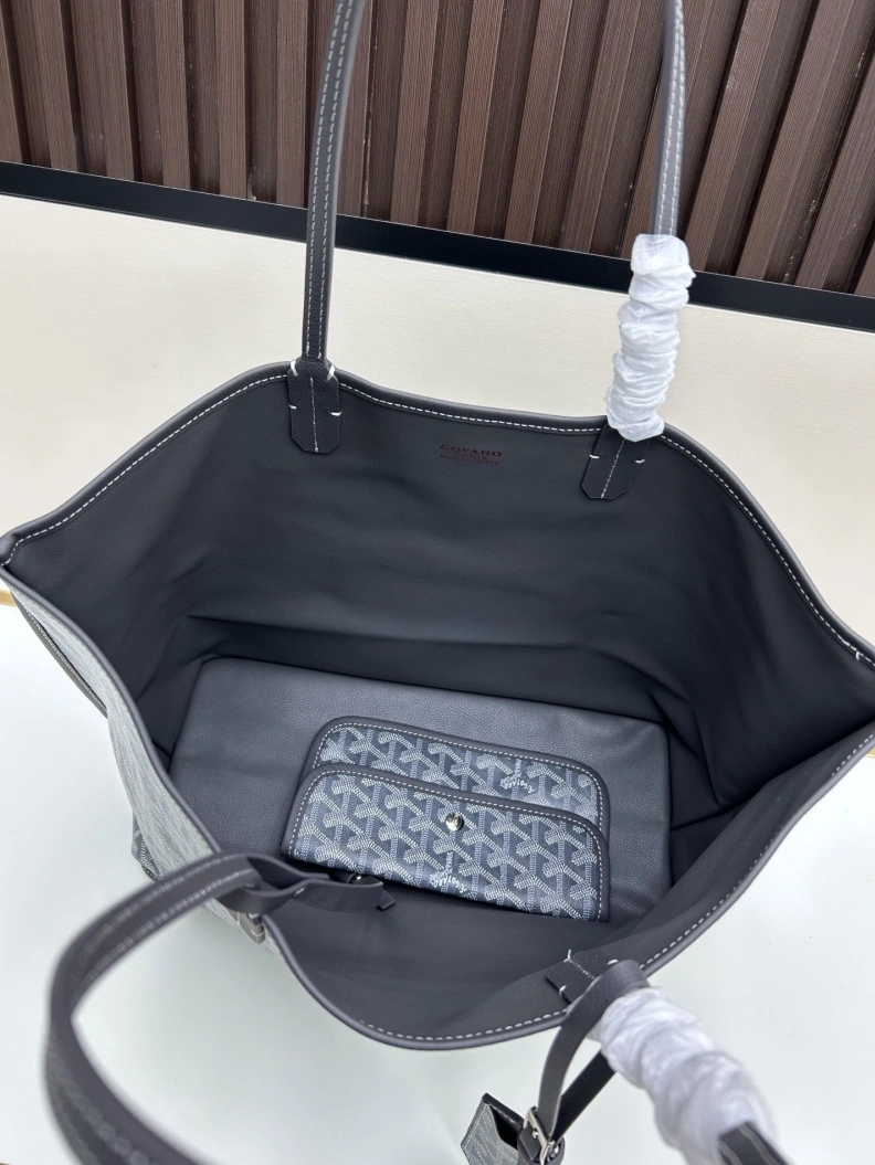 Sleek Gxyxrd Shopping Bags 77979