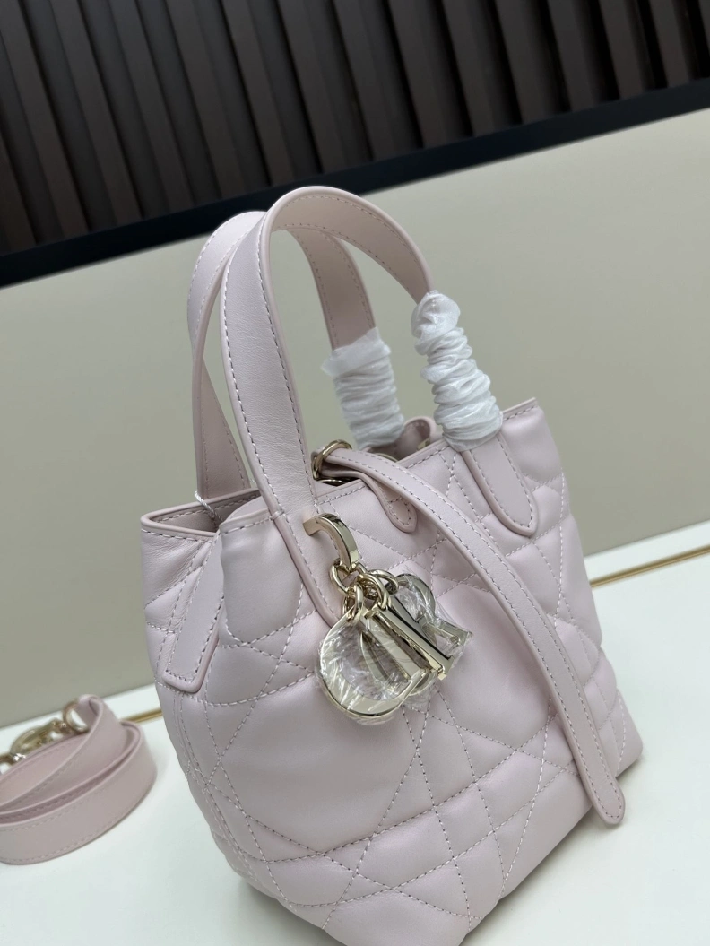 Reliable Dxxr Shopping Bags 61559