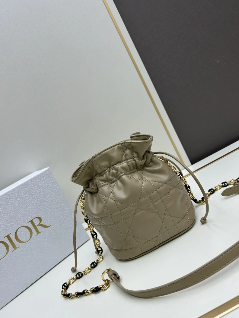 Dxxr Bucket Bags Sleek 61799