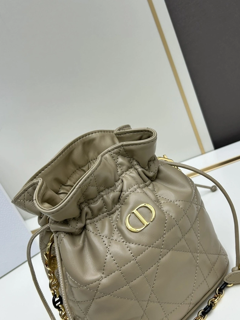 Dxxr Bucket Bags Sleek 61799