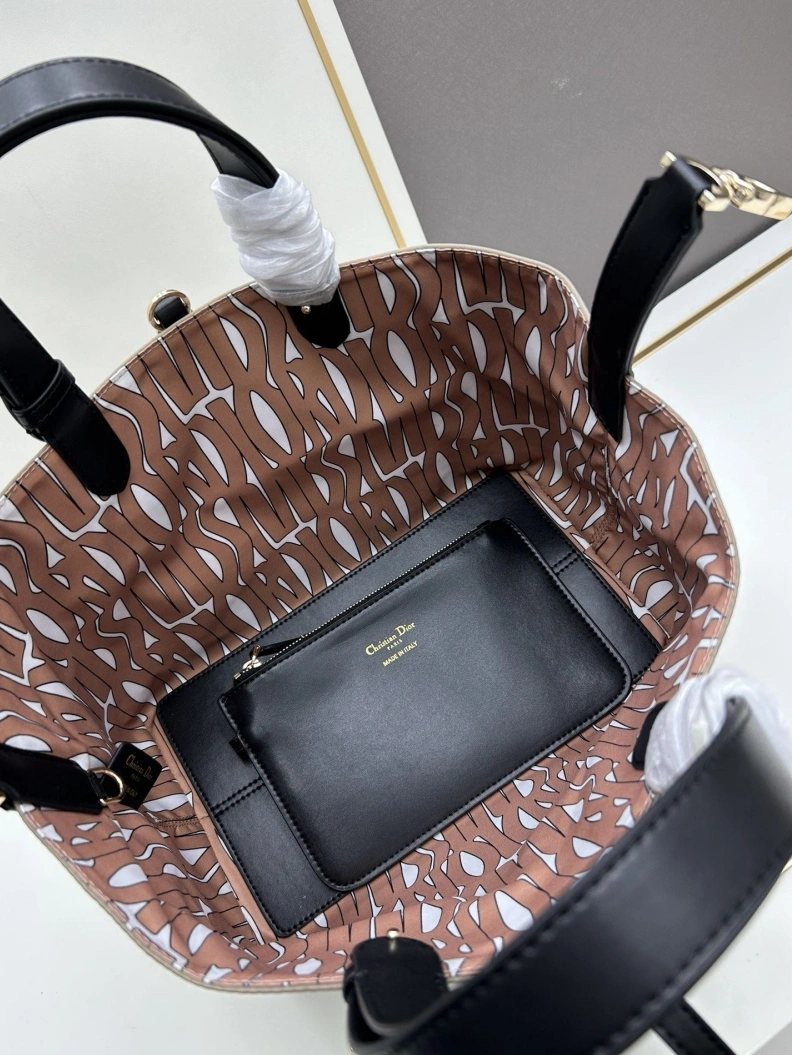 Minimalist Dxxr Travel Bags 61372