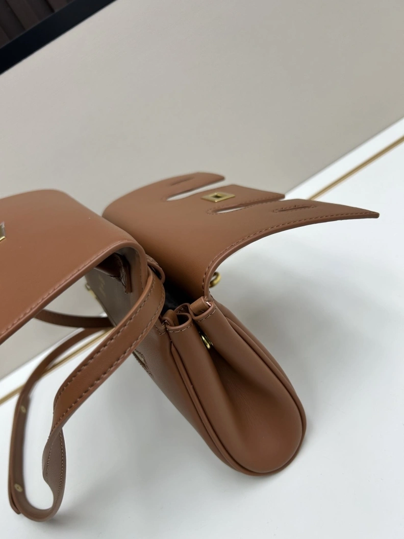 Fashionable Bxlxnciaga Top Handle Bags 78620