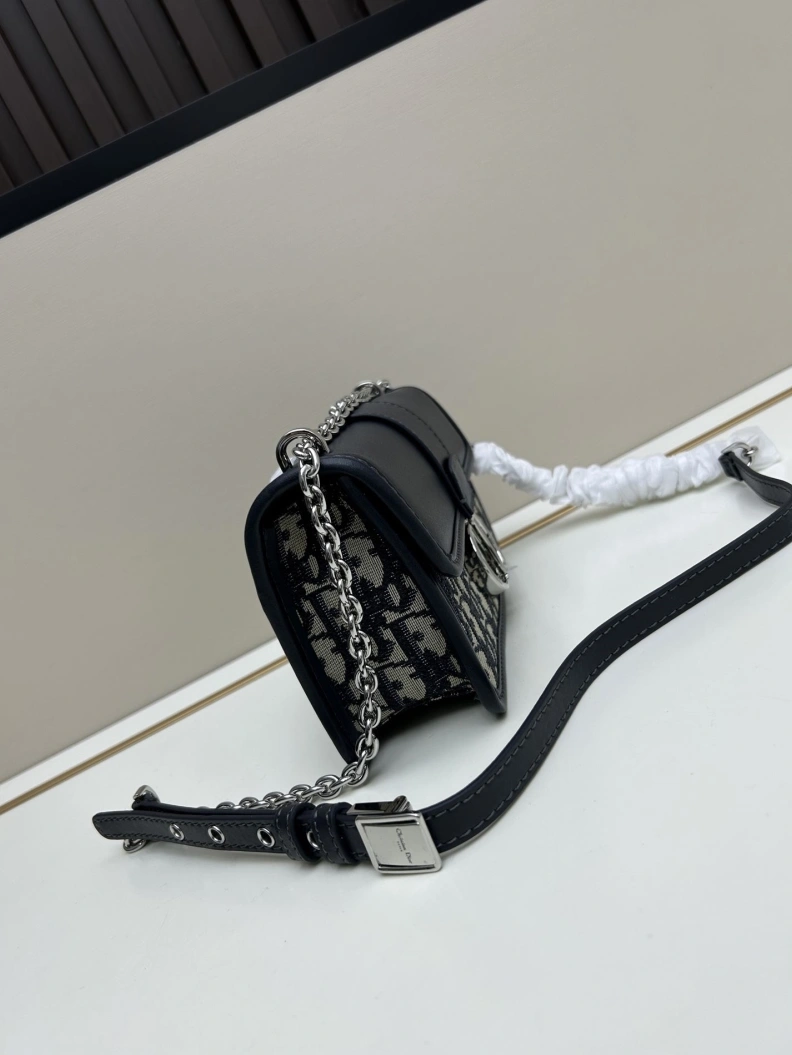 WellDesigned Dxxr Satchel bags 61621