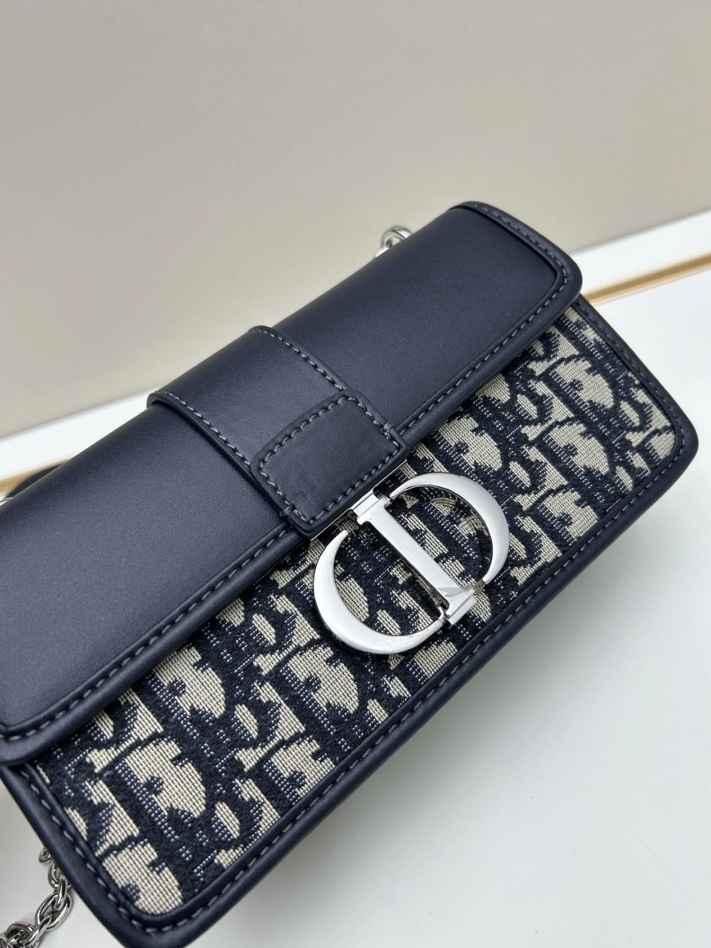 WellDesigned Dxxr Satchel bags 61621