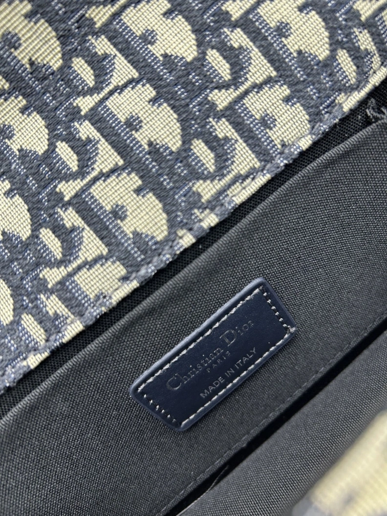WellDesigned Dxxr Satchel bags 61621