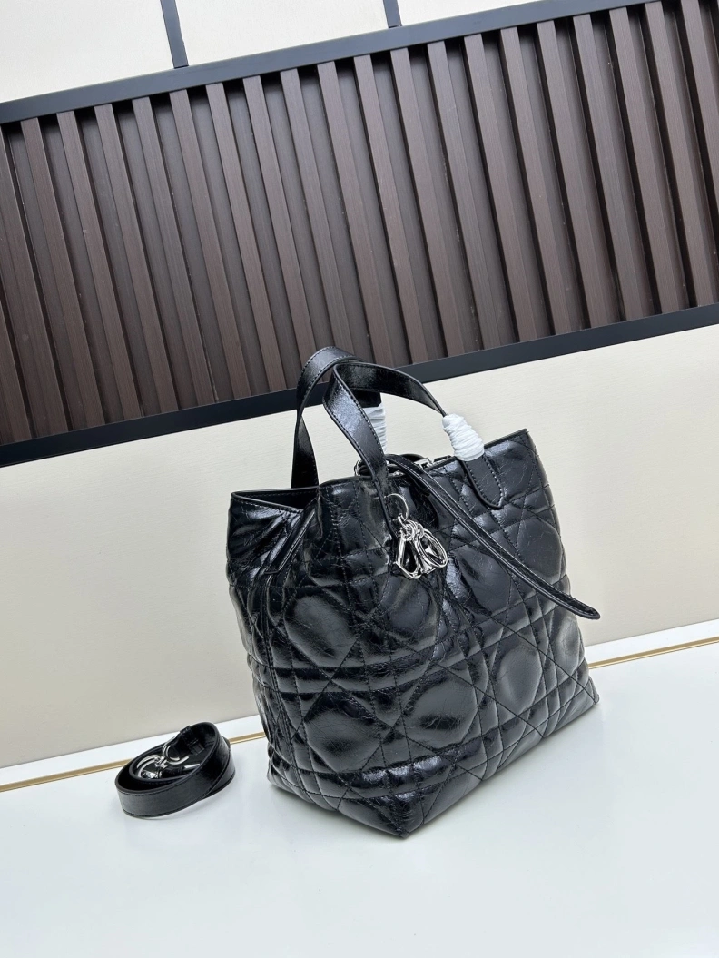 Cozy Dxxr Travel Bags 61428