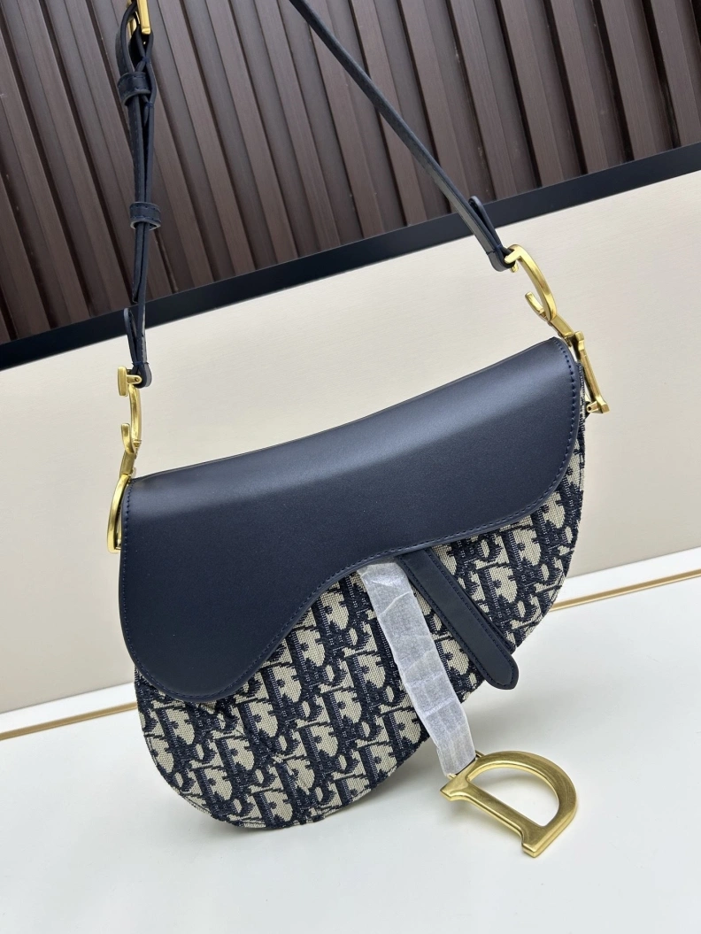 Dxxr Saddle Bags Cozy 61704