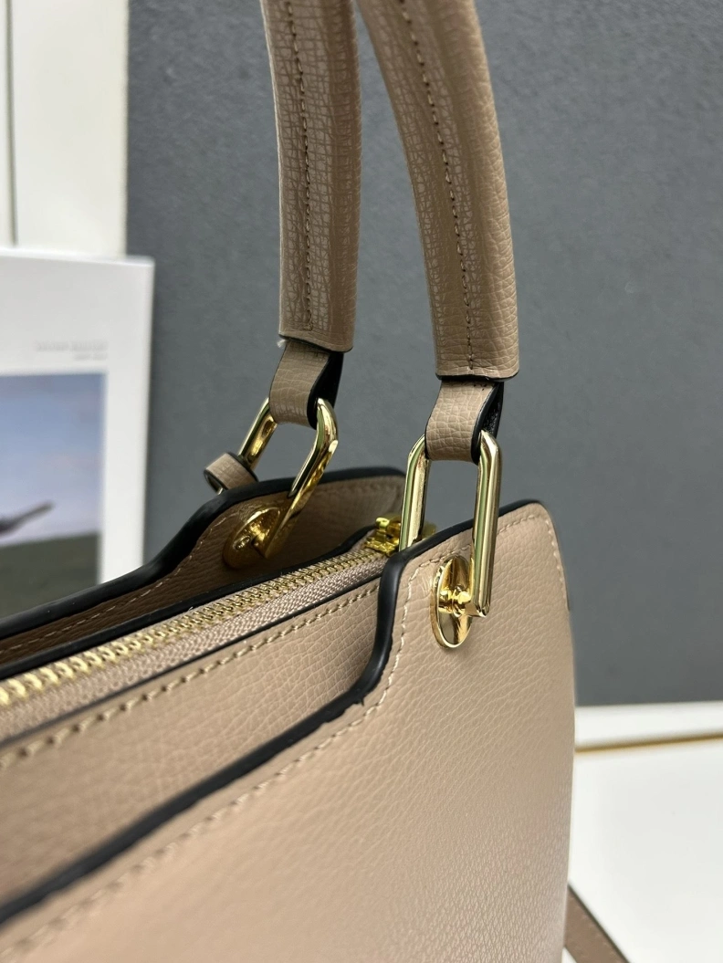 Versatile Prxdx Top Handle Bags 58106