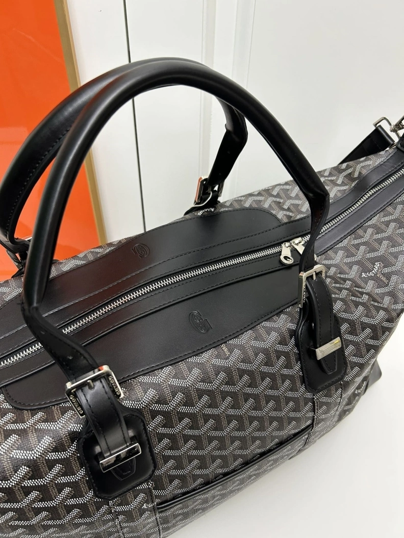Bold Gxyxrd Travel Bags 77860