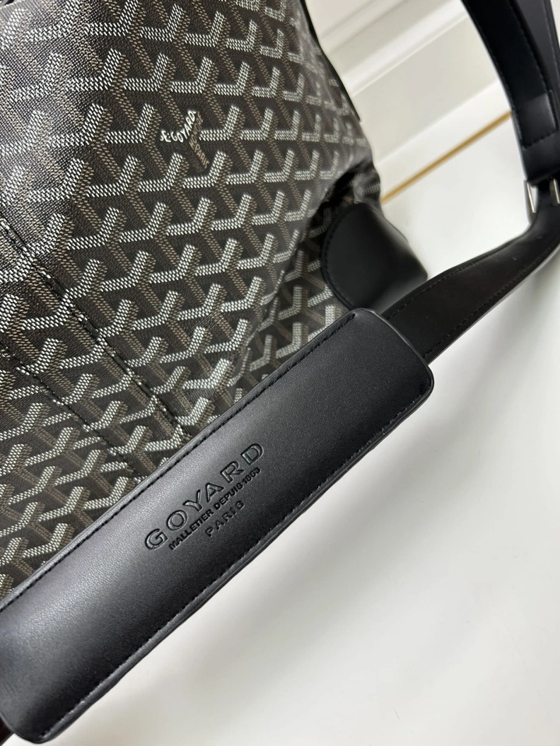 Bold Gxyxrd Travel Bags 77860