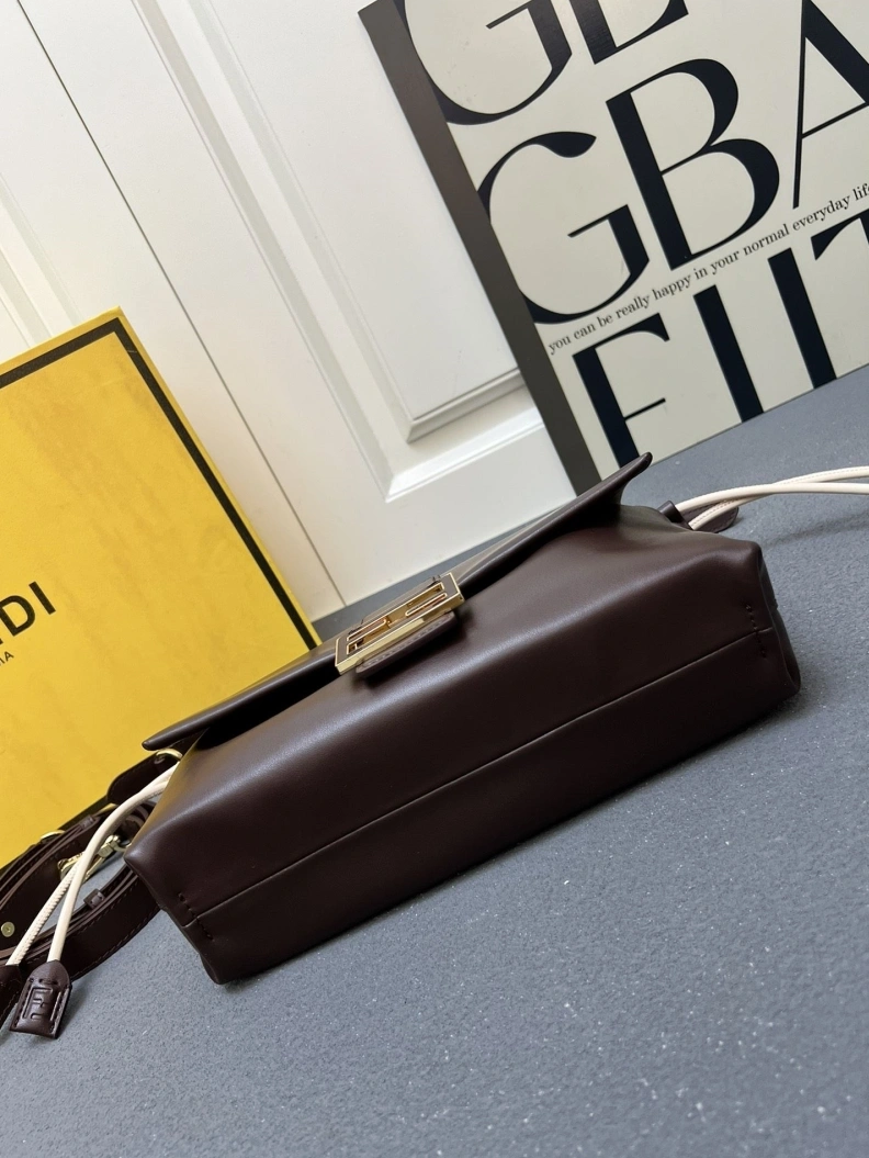 WellDesigned Fxndx Top Handle Bags 69944