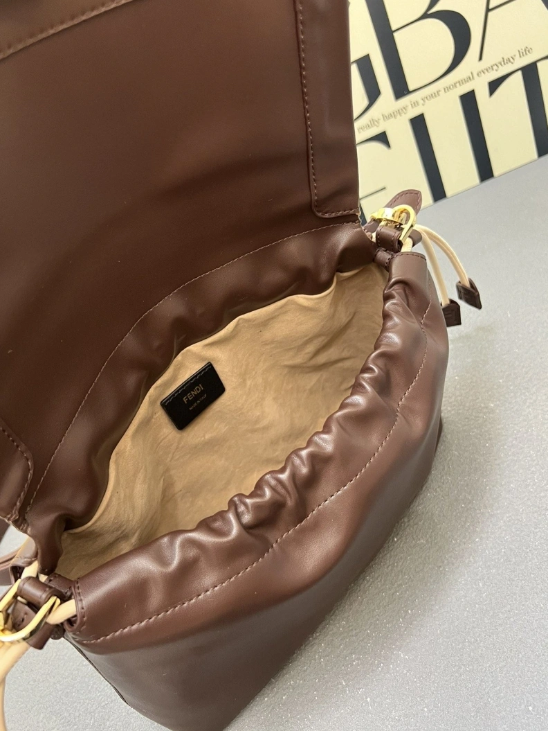 WellDesigned Fxndx Top Handle Bags 69944