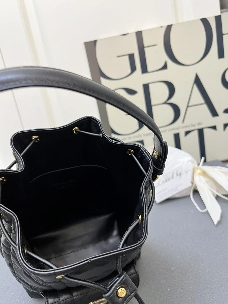 EasyMatch Dxxr Bucket Bags 61800