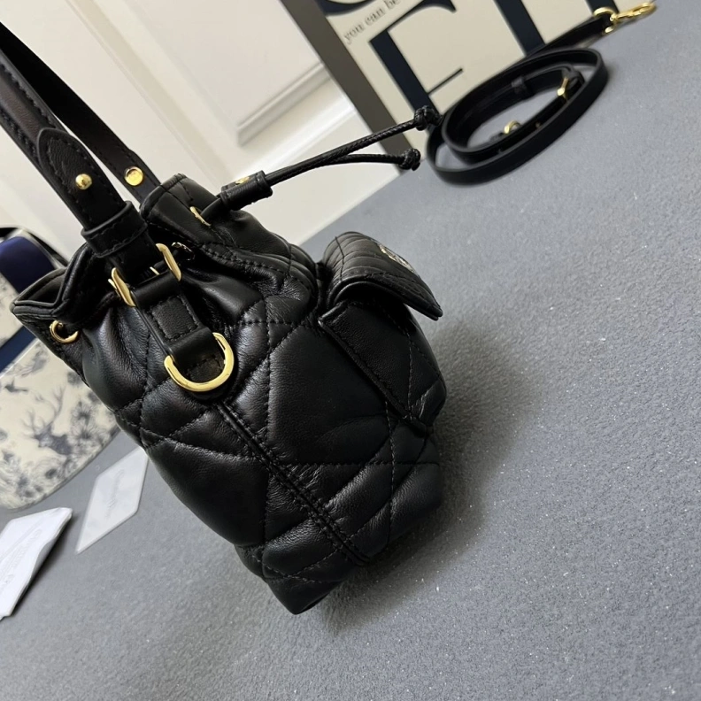Dxxr Bucket Bags WellDesigned 61785