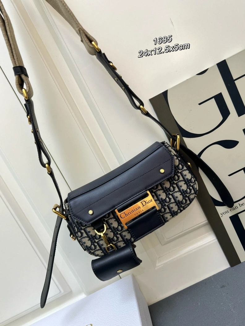 Cozy Dxxr Satchel bags 61639