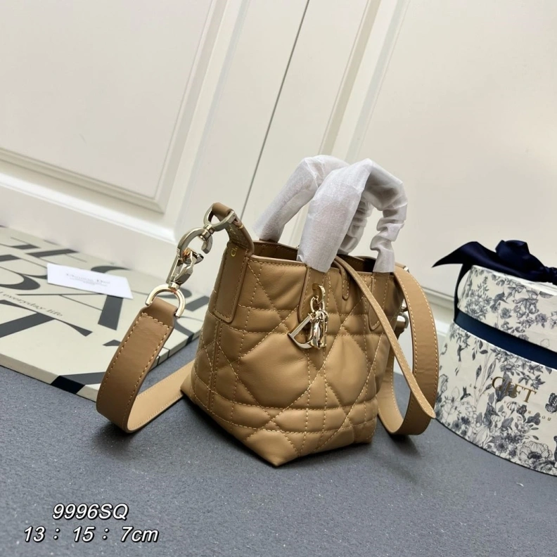 Soft Dxxr Shopping Bags 61551