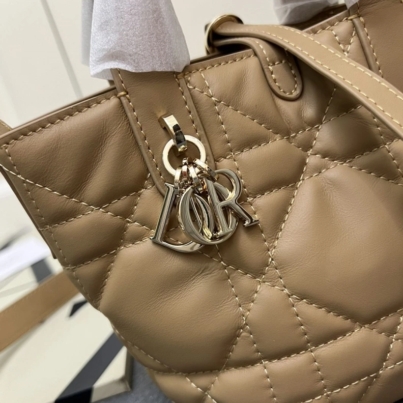 Soft Dxxr Shopping Bags 61551