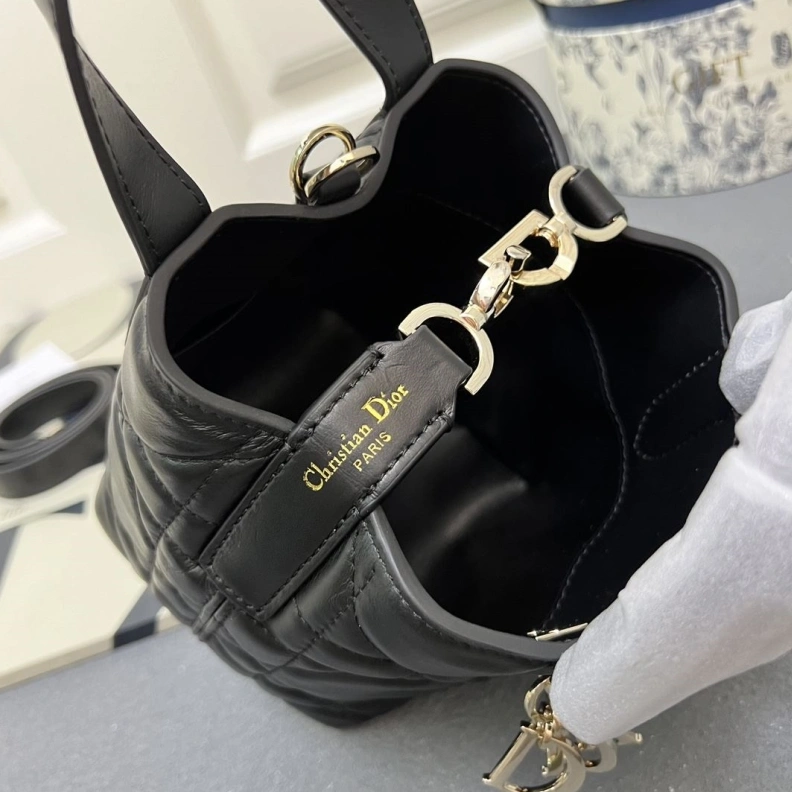 Breathable Dxxr Shopping Bags 61581