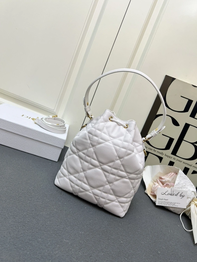 Bright Dxxr Bucket Bags 61784