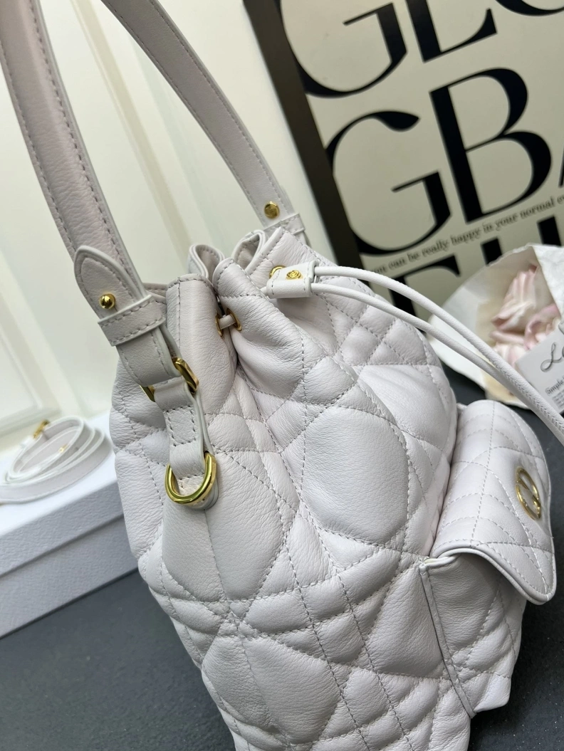 Bright Dxxr Bucket Bags 61784
