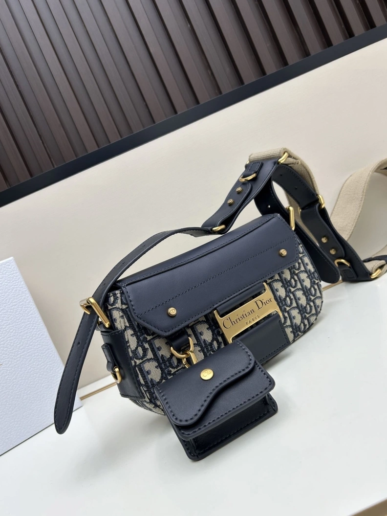 Dxxr Satchel bags EyeCatching 61637