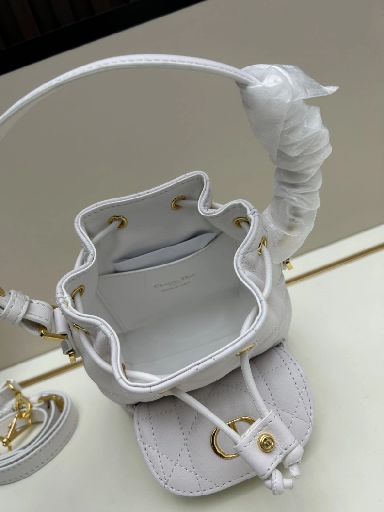 Modern Dxxr Bucket Bags 61768