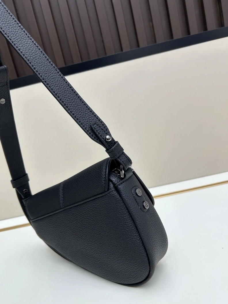 Refined Dxxr Saddle Bags 61721